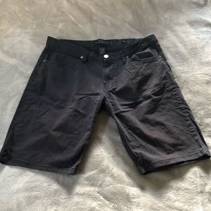 Men’s 34 black shorts